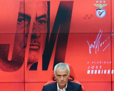 José Mourinho Makes a Comeback to SL Benfica: An Intriguing Move for the Legendary Coach?